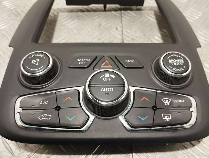 Dodge Ram (2008 - )  1UJ97DX9AC Блок управления кондиционера воздуха / климата/ печки (в салоне)