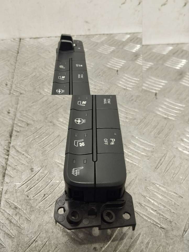 Dodge Ram (2008 - )  68105206AB Включатель кондиционера воздуха