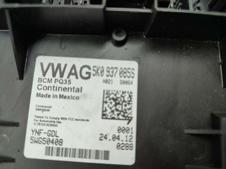 Volkswagen PASSAT B7 USA (2012 - 2016)  5K0937085S Модуль управления BSM
