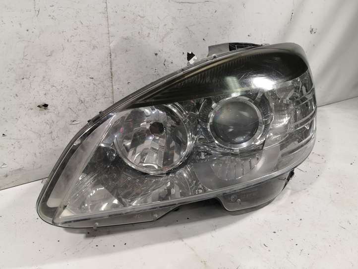 Mercedes-Benz C W204 (2007 - 2014)  A2048208761 Передняя фара
