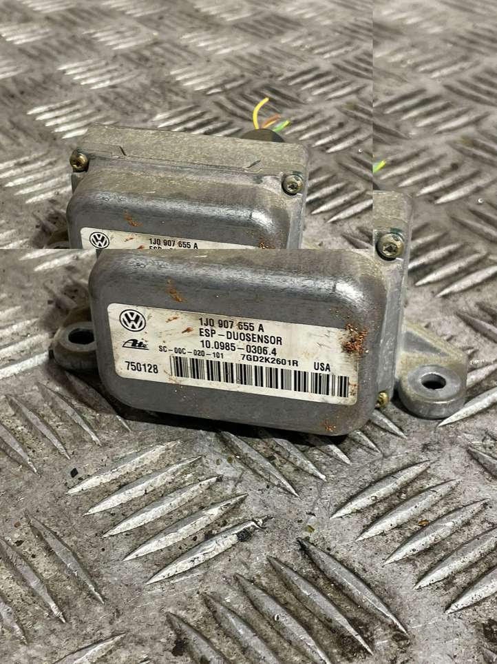 Volkswagen Golf IV (1998 - 2005)  1J1907637 Датчик ESP (системы стабильности) (датчик курсовой устойчивости))