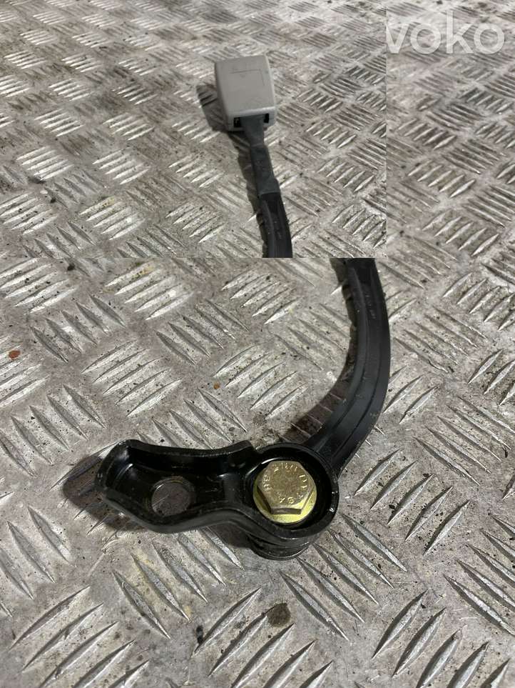 Volkswagen PASSAT B5.5 (2001 - 2005)  3B0858471J Передняя звукоизоляция