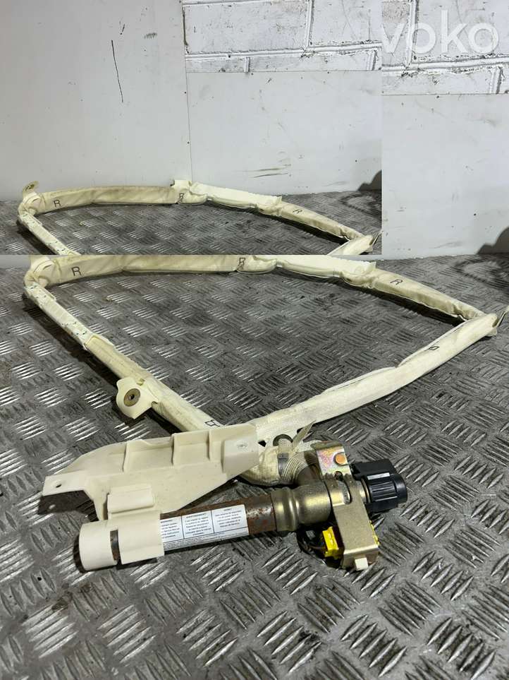 Volkswagen Golf IV (1998 - 2005)  1J6880742F Звукоизоляция крыши