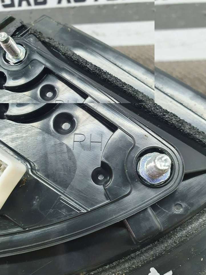 Kia Rio (2015 - 2017)  E13049725 Зеркало боковое с электрическим приводом
