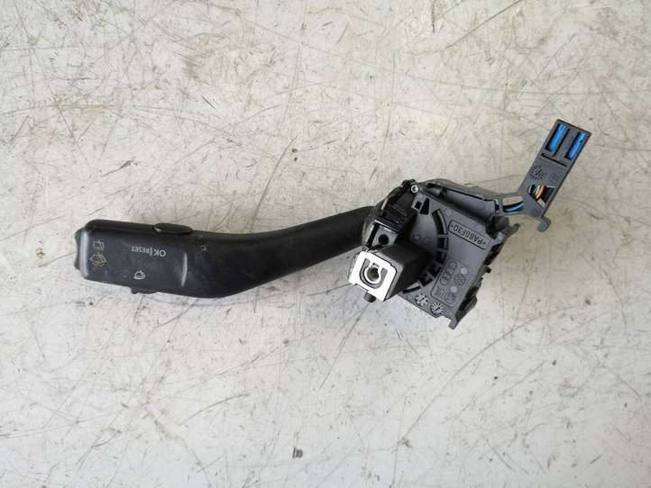 Seat Altea (2004 - 2009)  1K0953519A Ручка стеклоочистителей
