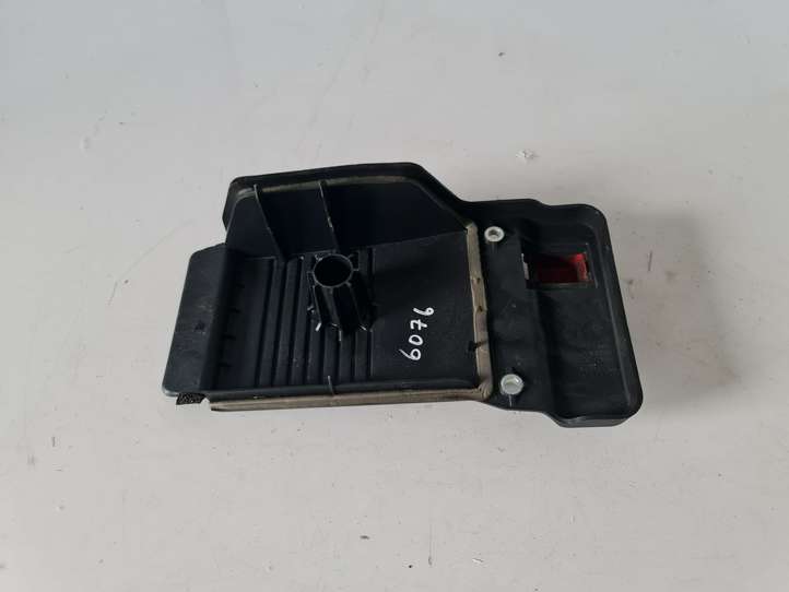 Volvo XC90 (2014 - 2019)  31479622 Крышка ящика аккумулятора