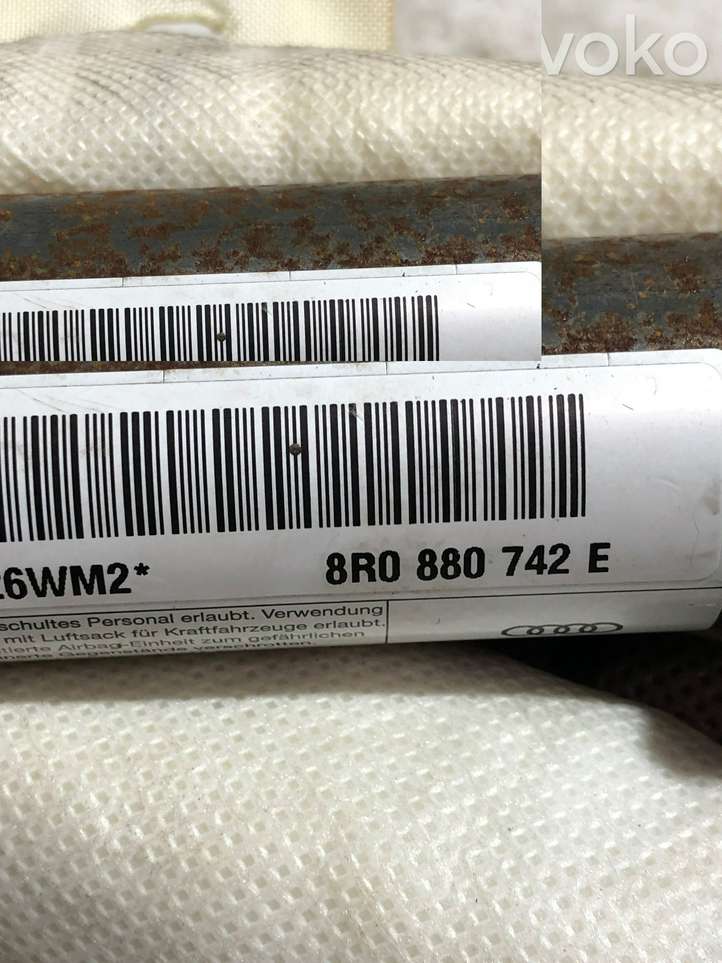 Audi Q5 (2008 - 2012)  8R0880742E Звукоизоляция крыши