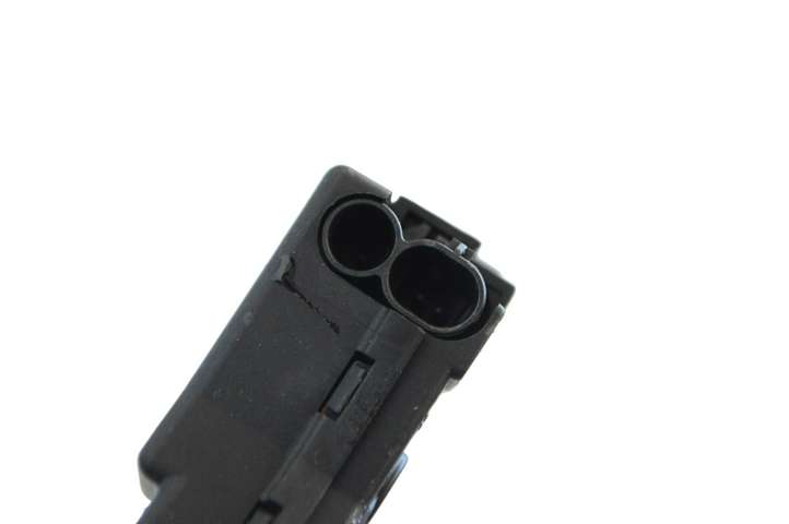 BMW 6 F12 F13 (2010 - 2018)  9302356 Узел подключения плюсовых проводов