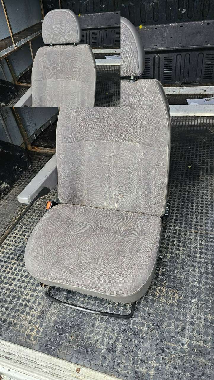 Ford Transit (2006 - 2013)   Передняя звукоизоляция