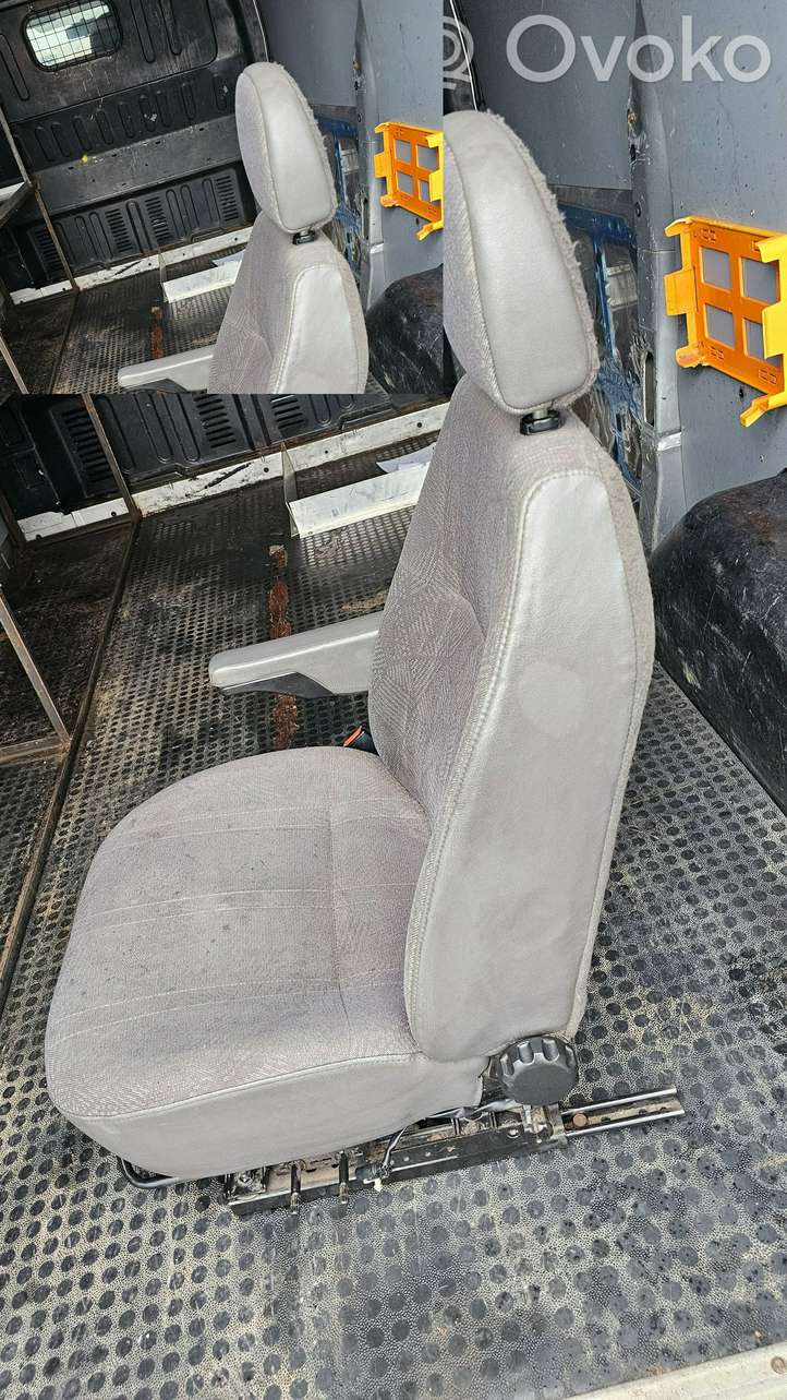 Ford Transit (2006 - 2013)   Передняя звукоизоляция
