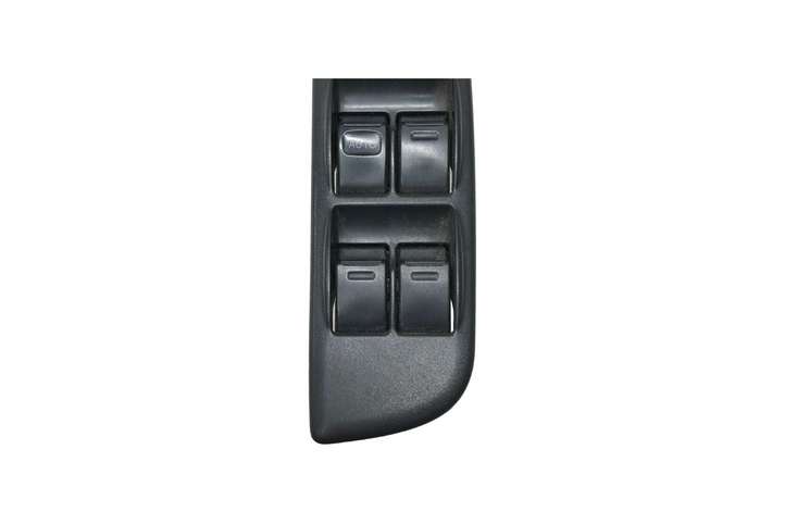 Toyota RAV 4 (XA20) (2000 - 2005)  8482042180 Кнопка стеклоподъемников
