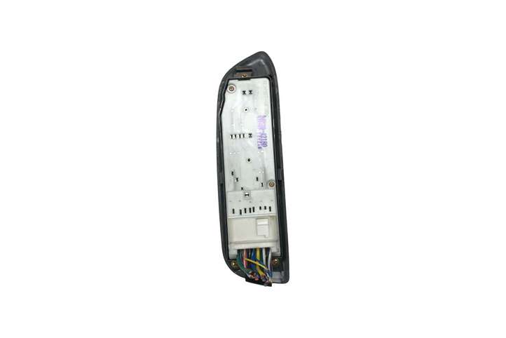 Toyota RAV 4 (XA20) (2000 - 2005)  8482042180 Кнопка стеклоподъемников