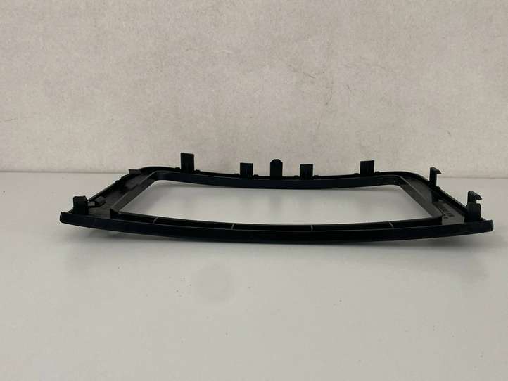 Mercedes-Benz Vito Viano W639 (2003 - 2010)  A6396890639 Отделка внутренней панели