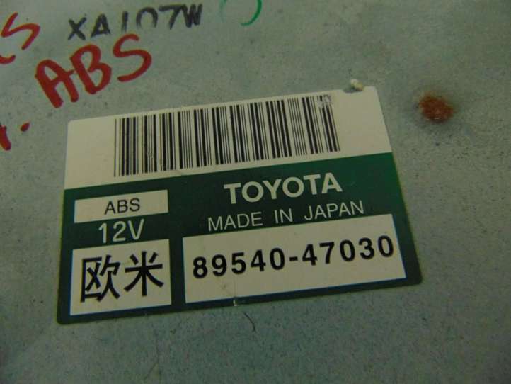 Toyota Prius (XW10) (1997 - 2003)  8954047030 Блок управления ABS