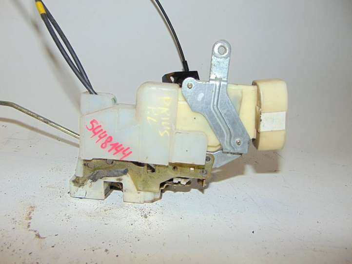 Toyota Prius (XW10) (1997 - 2003)  6904047020 Передняя звукоизоляция