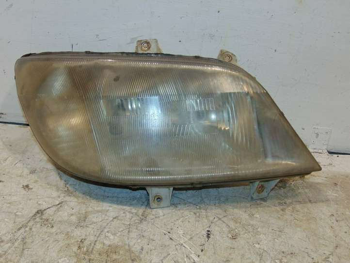 Mercedes-Benz Sprinter W901 W902 W903 W904 (1995 - 2007)  A9018202561 Передняя фара