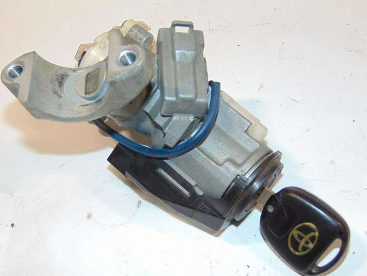 Toyota Yaris (1999 - 2003)  8970352010 Замок зажигания
