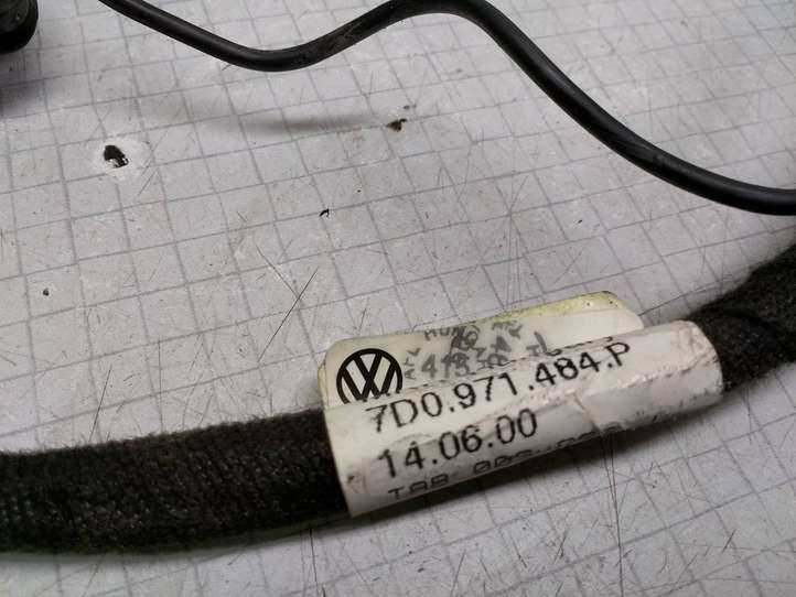 Volkswagen Transporter-Caravelle (1990 - 2003)  7D0971484P Проводка крышки багажника