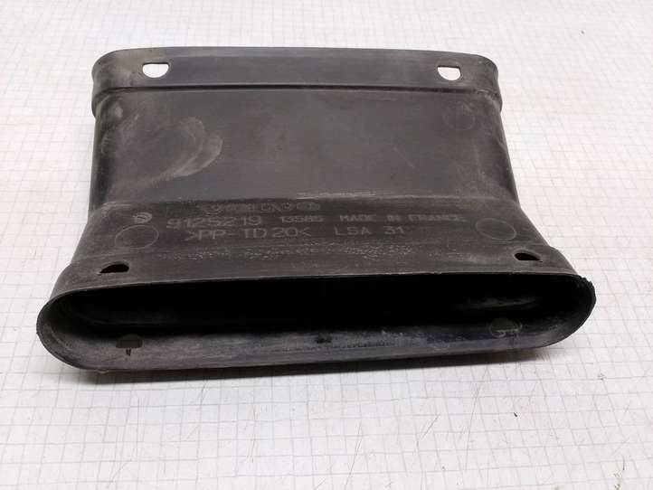Volvo S60 (2000 - 2004)  9125219 Деталь (детали) канала забора воздуха