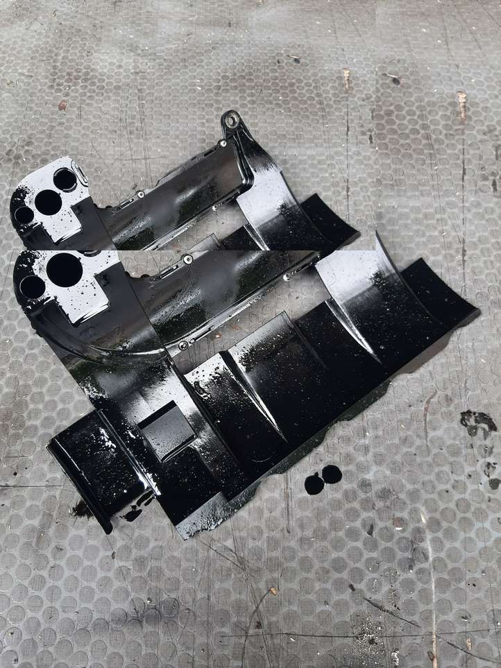 Audi A4 (2000 - 2006)  06B103623C Осадитель топлива (сепаратор)