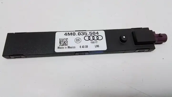 Audi A4 S4 B9 (2015 - 2019) 4M0035504 Усилитель антенны — фото 1