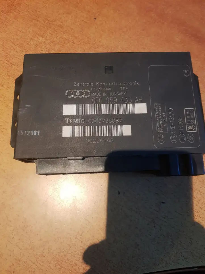 Audi A4 S4 B6 8E 8H (2000 - 2006) 8E0959433AH Модуль комфорта — фото 1