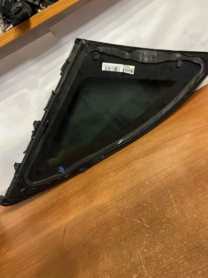 Mercedes-Benz GLC X253/C253 (2015 - )  A2536706800 Заднее стекло