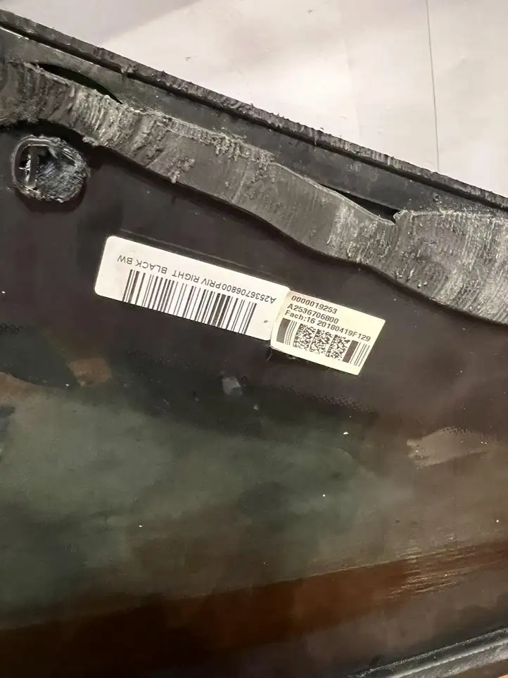 Mercedes-Benz GLC X253/C253 (2015 - )  A2536706800 Заднее стекло