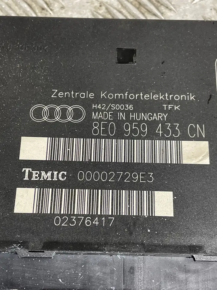 Audi A4 S4 B7 8E 8H (2004 - 2009) 8E0959433CN Модуль комфорта — фото 3