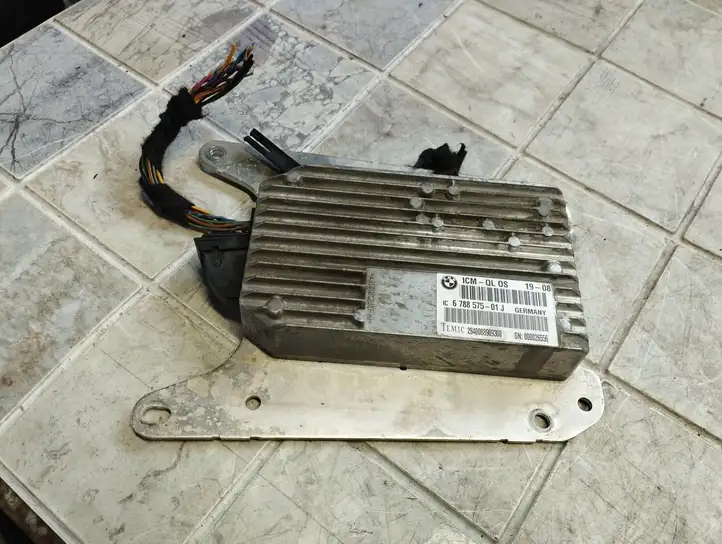 BMW X6 E71 (2008 - 2014) 678857501J Модуль комфорта — фото 1