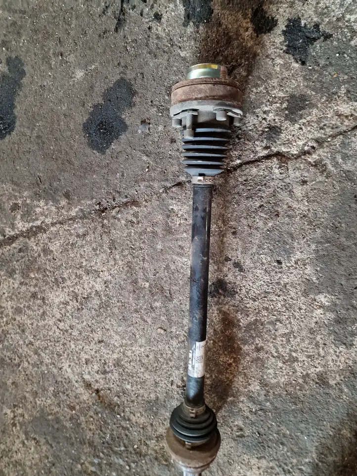 Skoda Octavia Mk3 (5E) (2013 - 2019)  5Q0501203A Задняя полуось