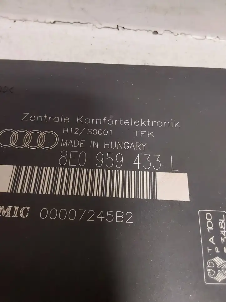 Audi A4 S4 B8 8K (2007 - 2011) 8E0959433L Модуль комфорта — фото 2