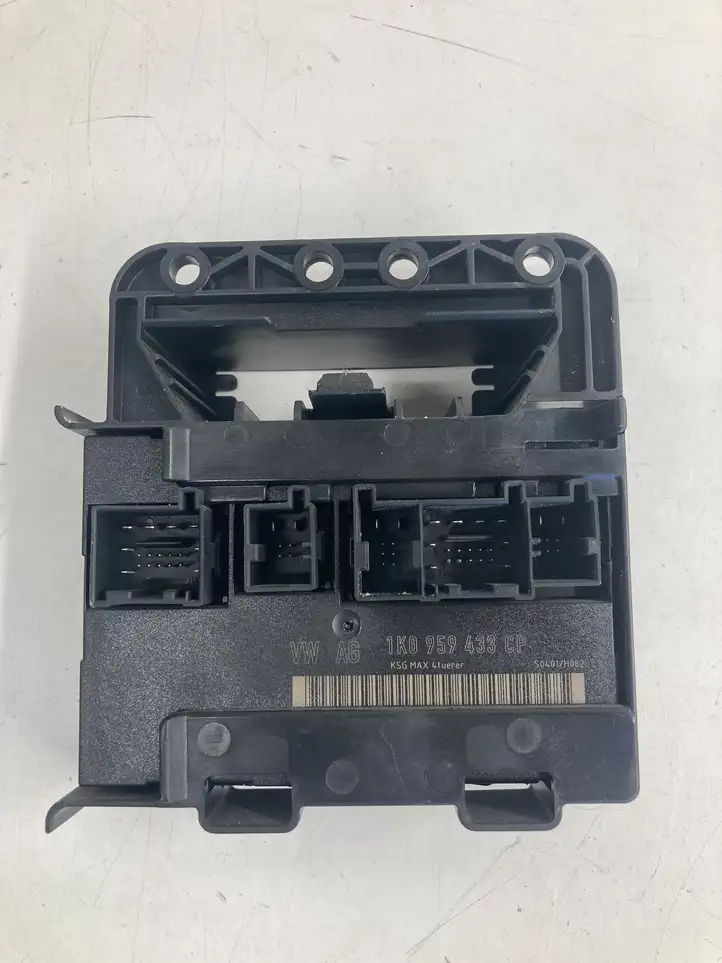 Seat Leon (1P) (2005 - 2012) 1K0959433CP Модуль комфорта — фото 1