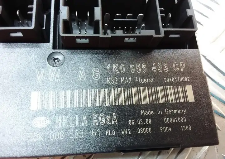 Skoda Octavia Mk2 (1Z) (2004 - 2013) 1K0959433CP Модуль комфорта — фото 3