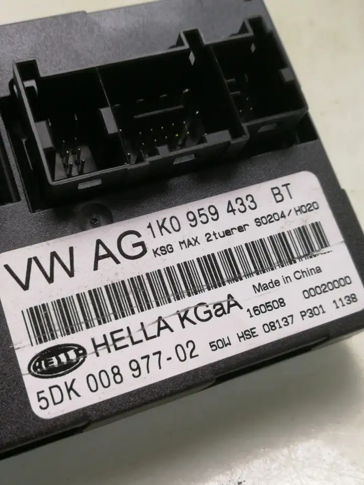 Volkswagen Tiguan (2007 - 2011)  1K0959433BT Mодуль kомфортa