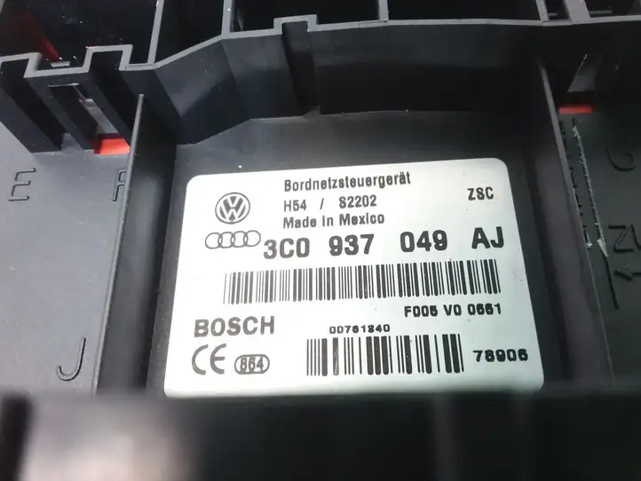 Volkswagen Golf V (2003 - 2009) 3C0937049AJ Модуль комфорта — фото 4