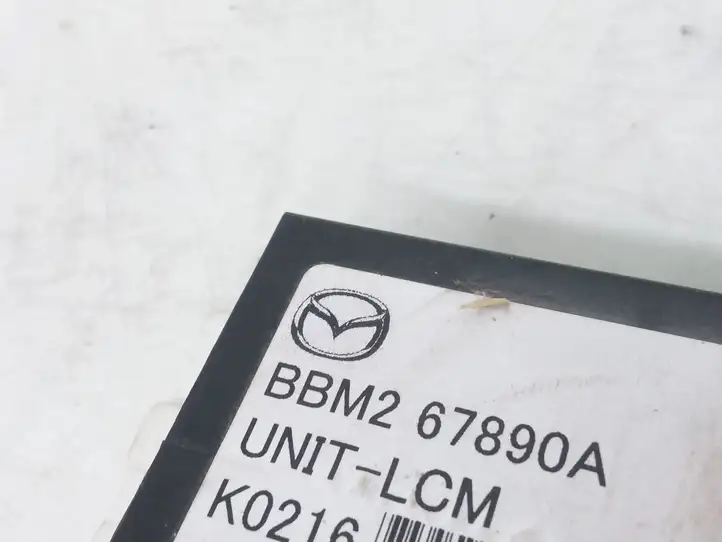 Mazda 3 II (2009 - 2011) BBM267890A Блок управления светом — фото 3