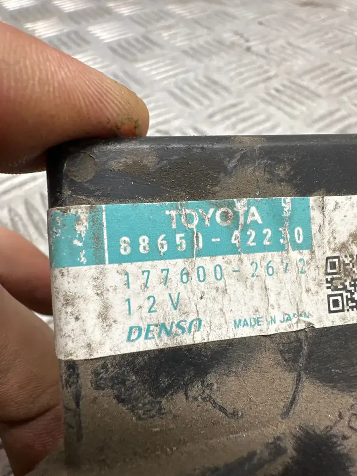 Toyota RAV 4 (XA30) (2006 - 2016) 8865042230 Модуль комфорта — фото 3