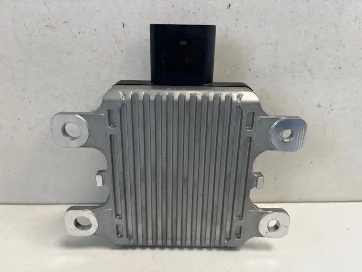 Volkswagen Touareg II (2010 - 2018)  7P0927601 Блок управления подвески