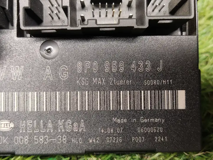 Audi A3/S3 8P (2004 - 2008) 8P0959433J Модуль комфорта — фото 4