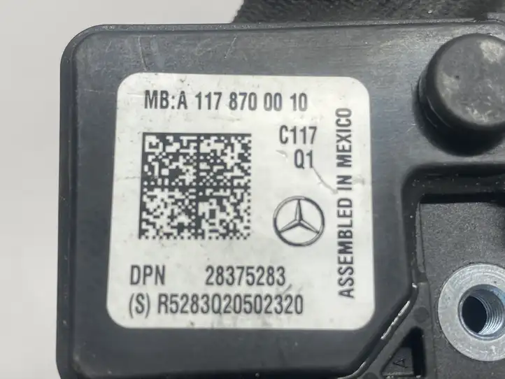 Mercedes-Benz GLA W156 (2013 - 2017) A1178700010 Прочие детали салона — фото 7