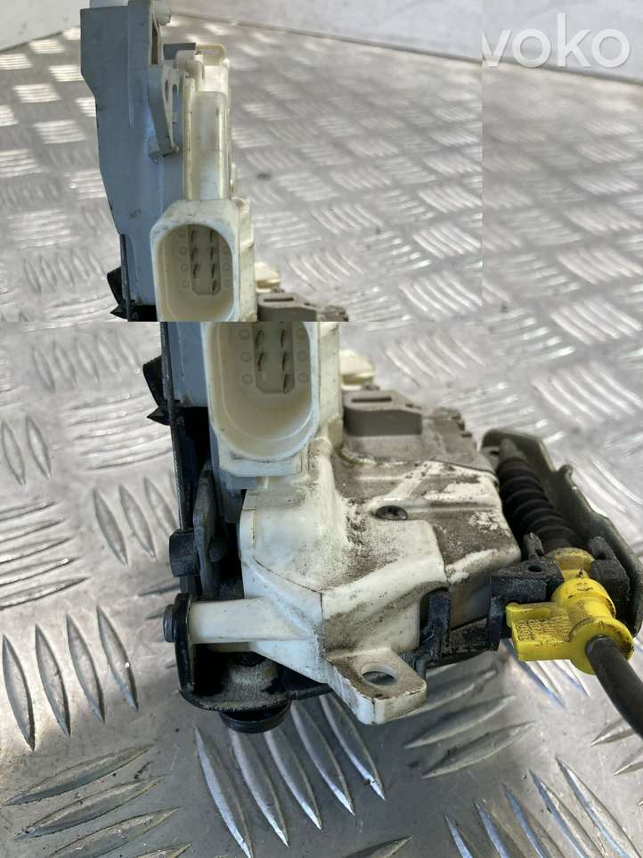 Audi A6 (2011 - 2014)  8J1837015C Передняя звукоизоляция