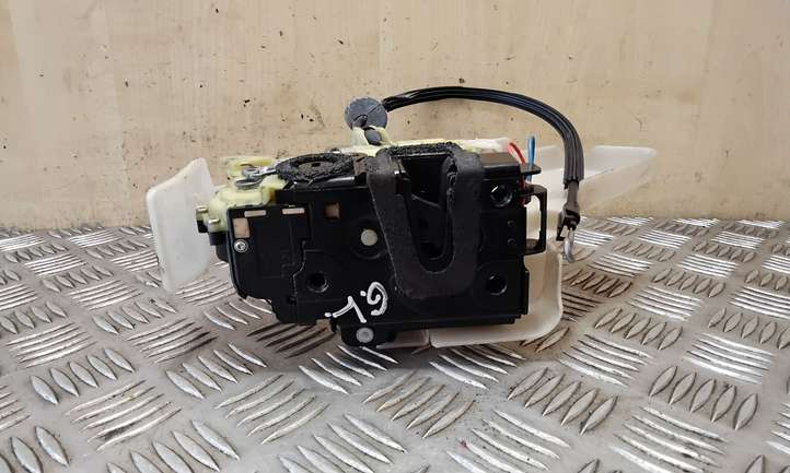Volkswagen Polo (2005 - 2009)  1J0839349A Замок задней двери