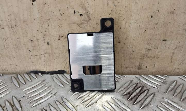BMW X5 E53 (1999 - 2006)  84506928461 Антенна Bluetooth