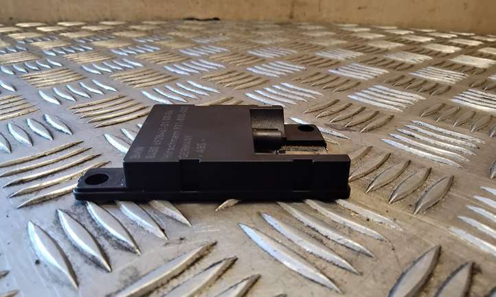 BMW X5 E53 (1999 - 2006)  84506928461 Антенна Bluetooth