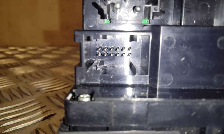 BMW X5 E53 (1999 - 2006)  6944556 Кнопка стеклоподъемников