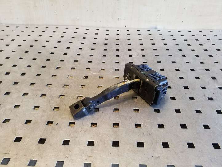 BMW X5 E53 (1999 - 2006)  51218402502 Ограничитель открывания передней двери