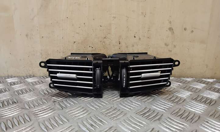 Mercedes-Benz E W212 (2009 - 2016)  A2128302554 Центральный дефлектор