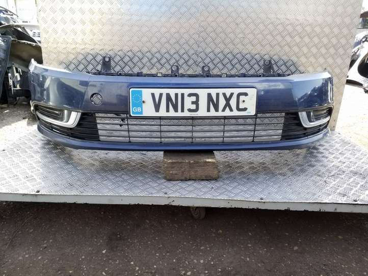 Volkswagen Passat CC (2012 - 2017)  3C8807221F Передний бампер