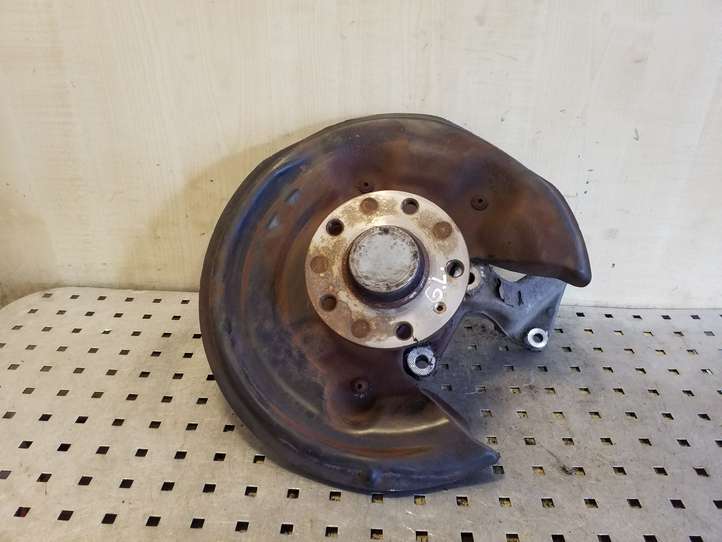 Volkswagen Sharan (2010 - 2015)  3C0505435F Задний поворотный кулак (ступица, цапфа)